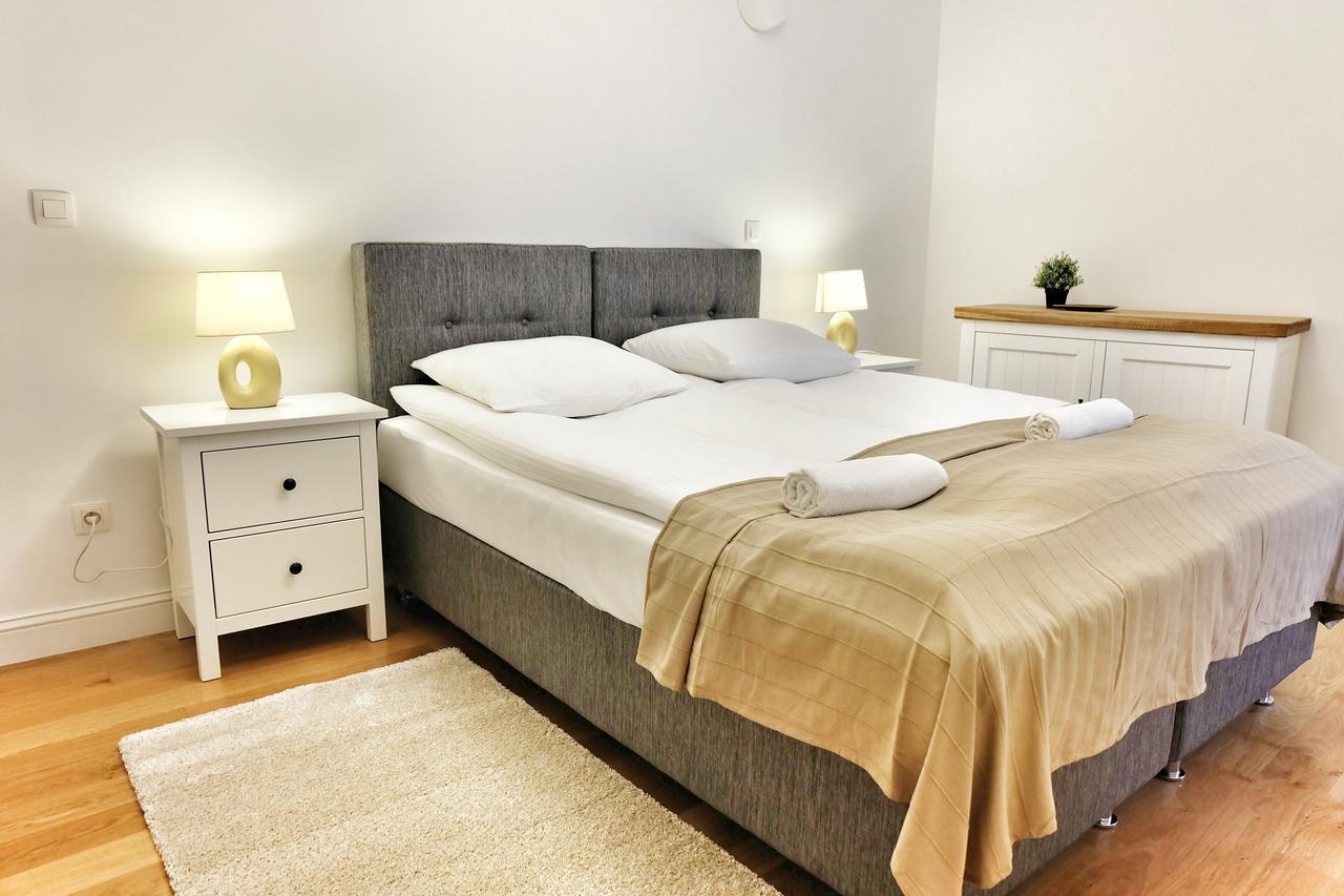 Top Spot Residence บรัสเซลส์ ภายนอก รูปภาพ